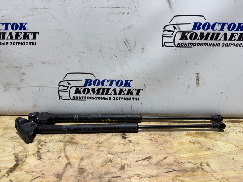 Амортизатор багажника Toyota Vitz 2009 KSP90 1KR-FE