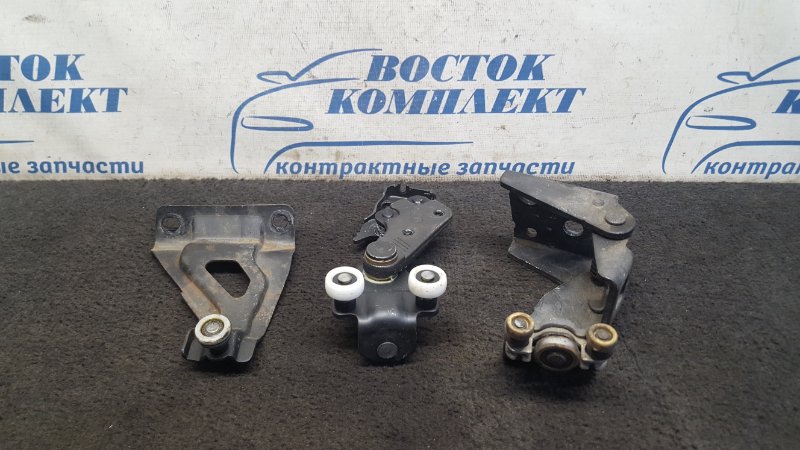 Ролик двери Honda Freed Spike 2012 GP3 LEA лев