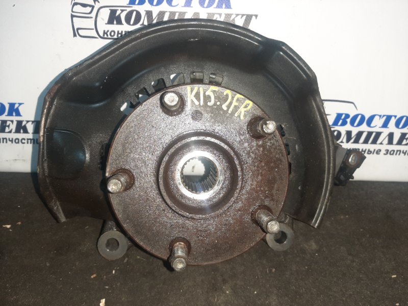 Ступица Toyota Noah 2009 ZRR70W 3ZR-FE перед прав