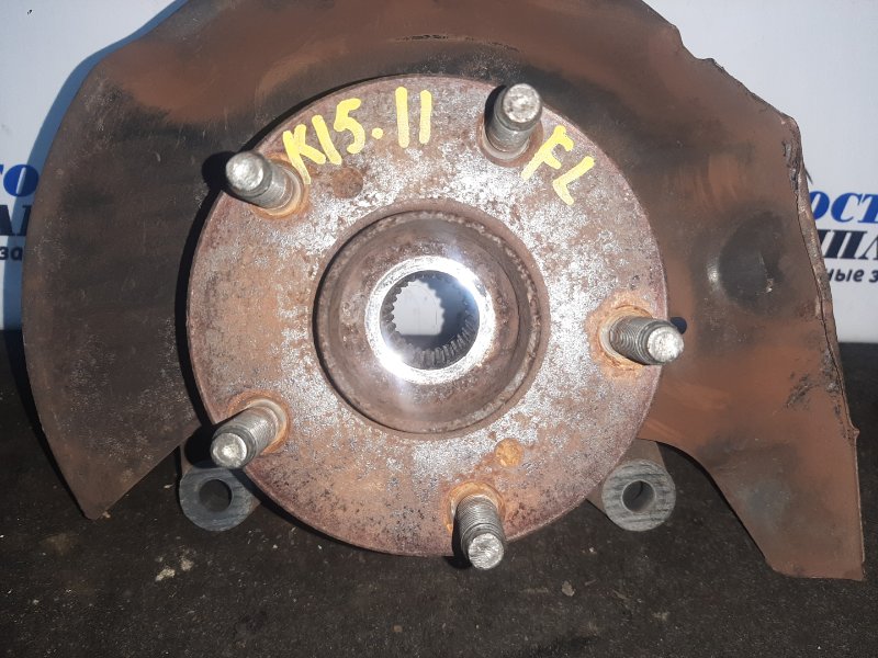 Ступица Toyota Voxy 2005 AZR60 1AZ-FSE перед лев