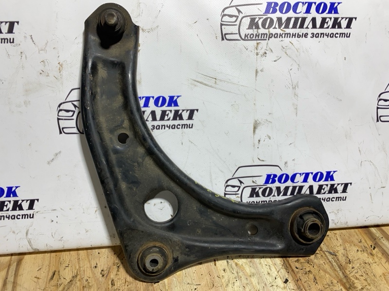 Рычаг подвески Nissan March K13 HR12DE перед прав