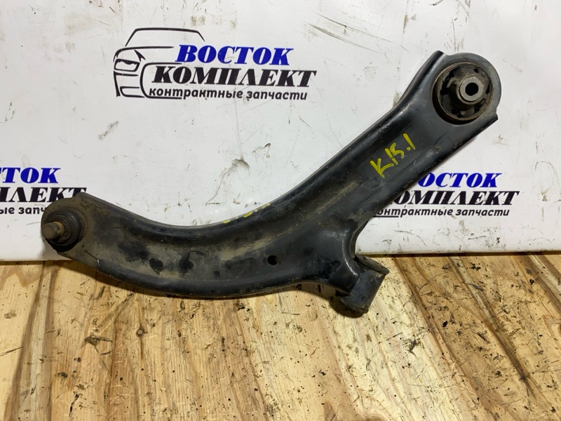 Рычаг подвески Nissan Note 2005 E11 HR15DE перед прав