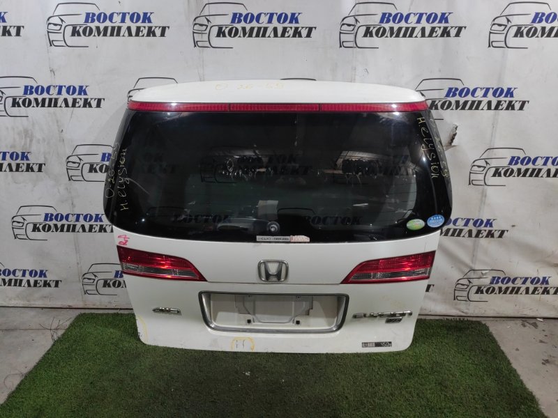 Дверь задняя багажника Honda Elysion 2004 RR4 J30A
