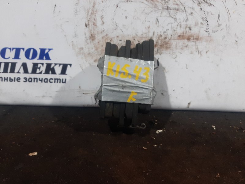 Колодки тормозные Mitsubishi Colt Plus 2009 Z23W 4A91 перед