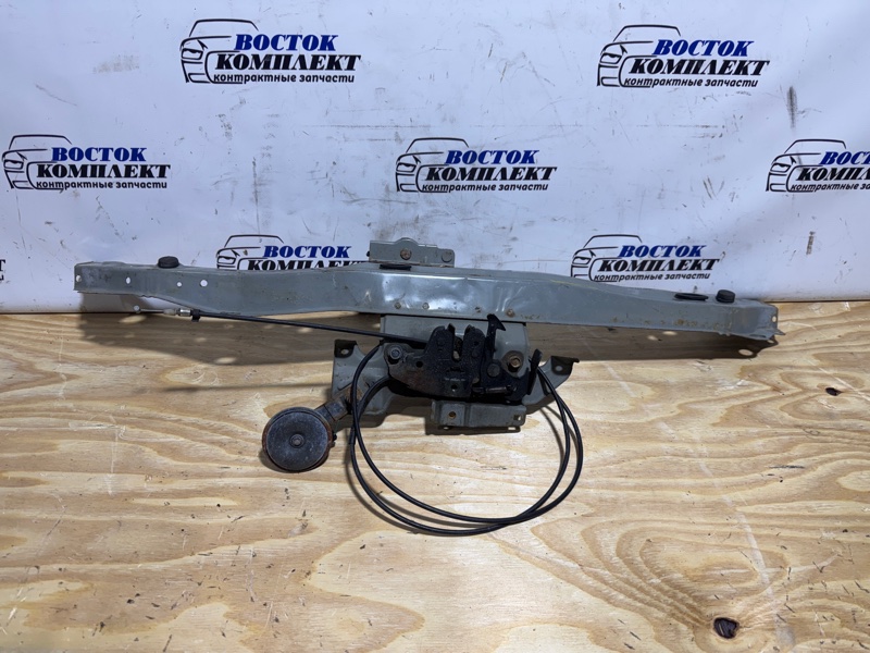 Рамка радиатора Nissan March AK12 CR12DE