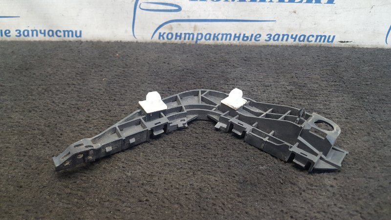 Клипса бампера Honda Mobilio Spike 2006 GK1 L15A зад лев