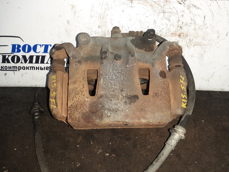 Суппорт Nissan Serena 2009 CC25 MR20DE перед лев