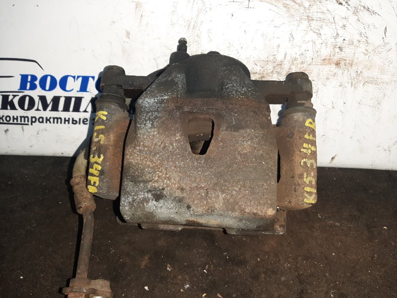 Суппорт Toyota Ractis 2008 NCP105 1NZ-FE перед прав