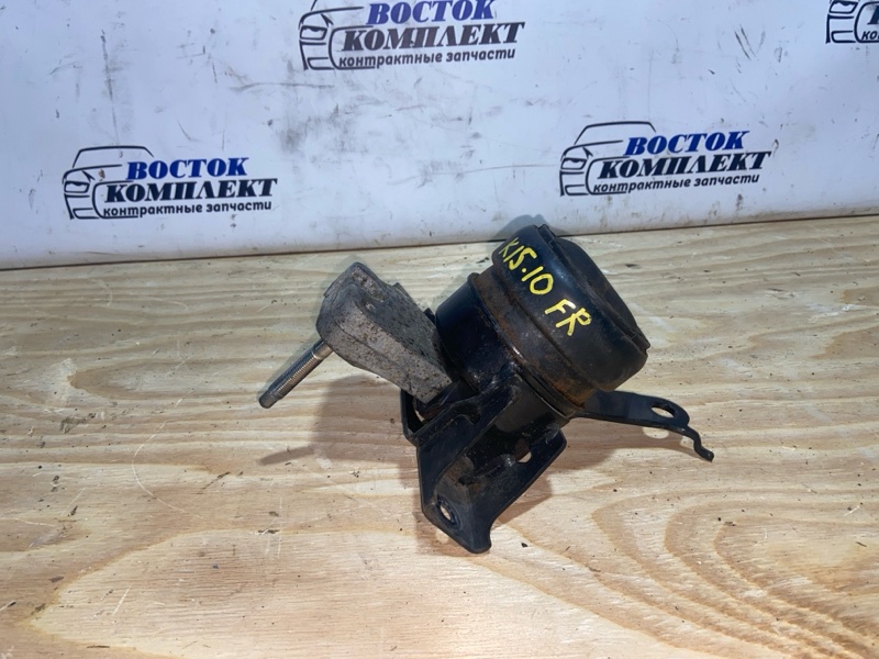 Подушка двигателя Toyota Vitz 2009 KSP90 1KR-FE прав