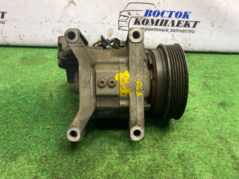 Компрессор кондиционера Nissan March AK11 CGA3DE
