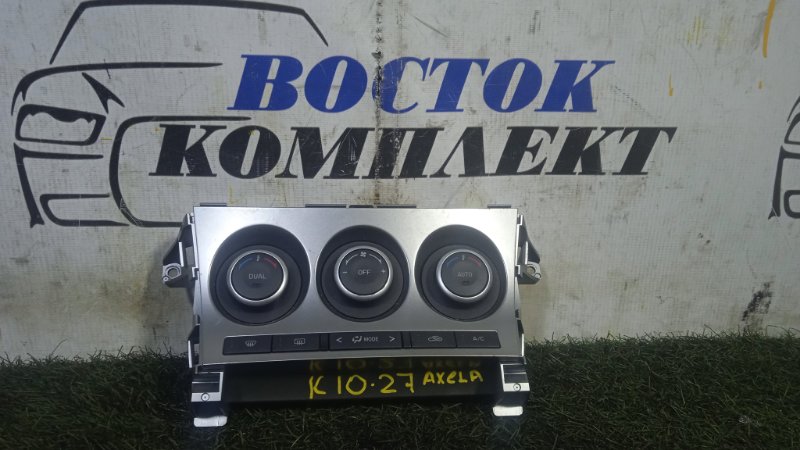 Блок управления климат-контролем Mazda Axela BL5FW ZY-VE