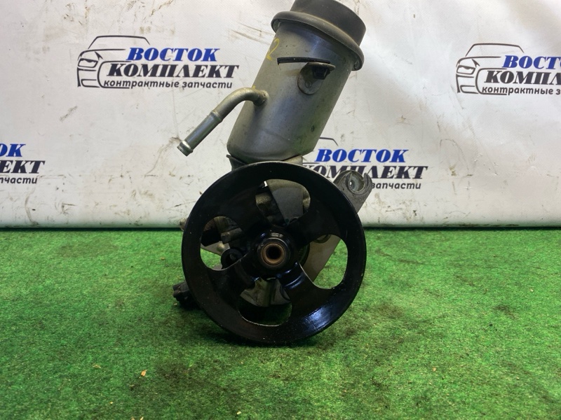 Насос гидроусилителя Toyota Porte 2006 NNP10 2NZ-FE