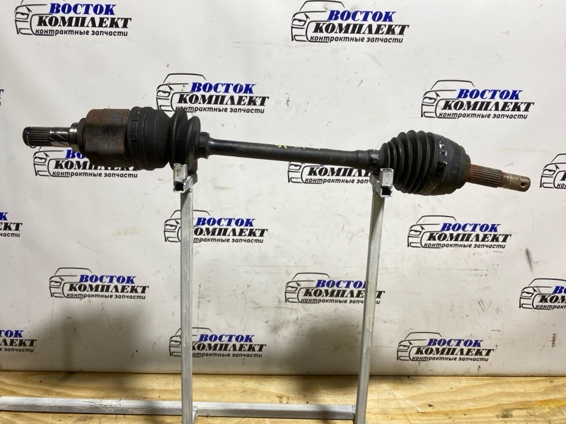 Привод Nissan March BNK12 CR14DE перед лев