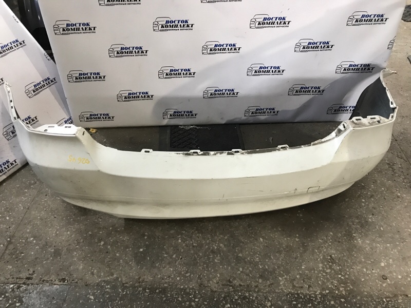 Бампер BMW 320i 2006 E90 N46B20 зад