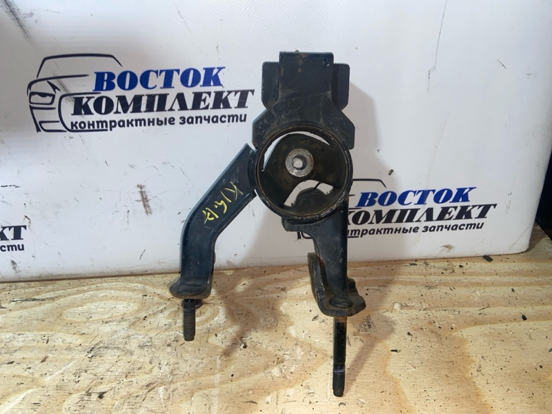 Подушка двигателя Toyota Isis 2009 ZGM11G 3ZR-FAE зад