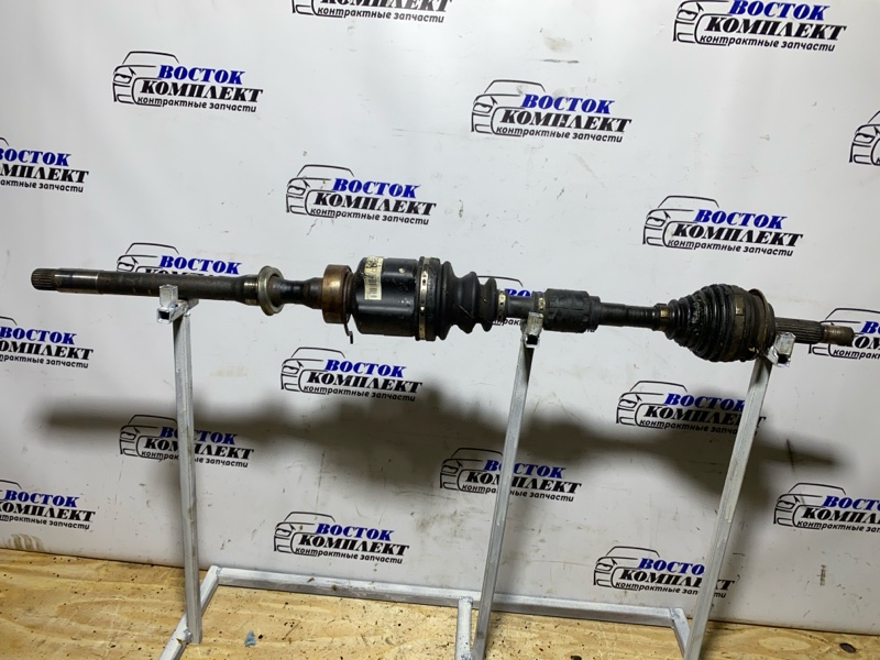 Привод Toyota Ractis 2008 NCP105 1NZ-FE перед прав