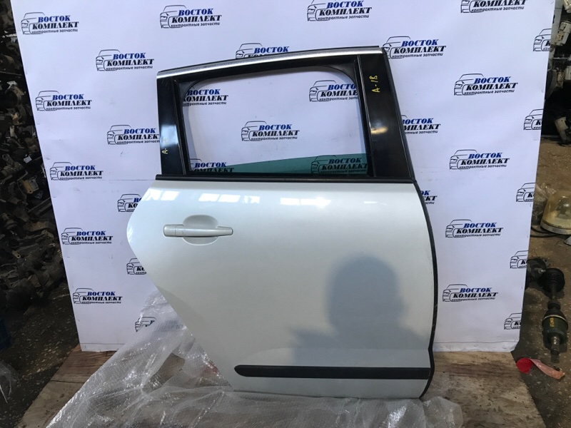 Дверь боковая Peugeot 3008 2012 T84 10FJBW зад лев