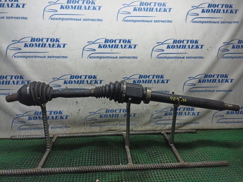 Привод Volvo V70 2011 B4204T7 перед прав