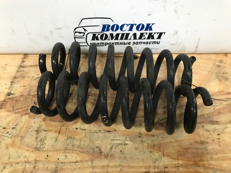 Пружина подвески BMW 320i WBAPG360I0 N43B20AA зад