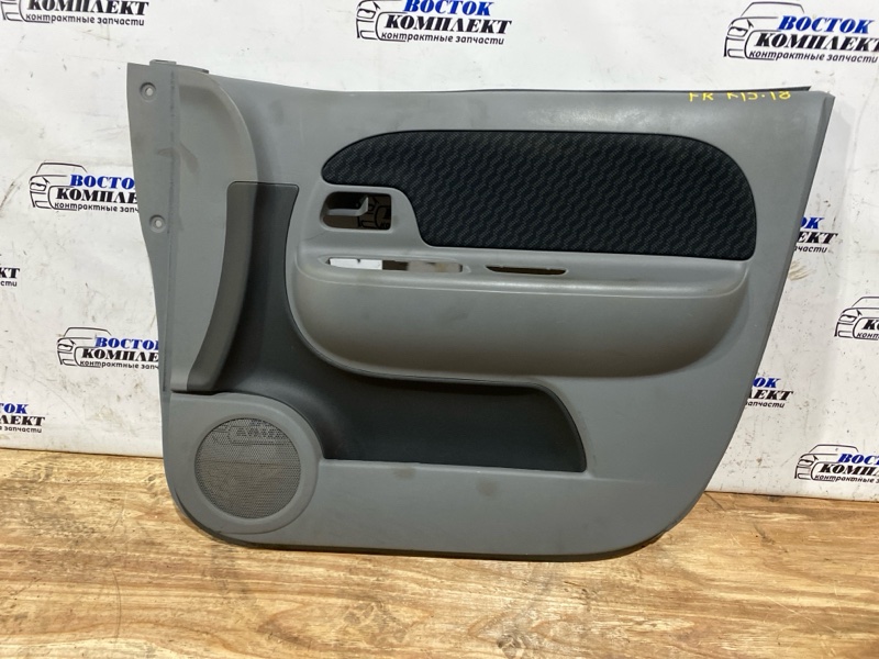 Обшивка двери Toyota Sienta 2008 NCP81G 1NZ-FE перед прав