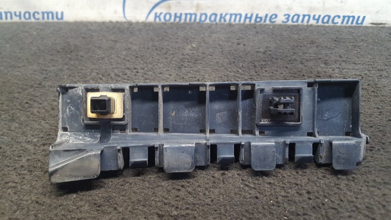 Клипса бампера Honda Stepwgn 2010 RK1 R20A зад лев