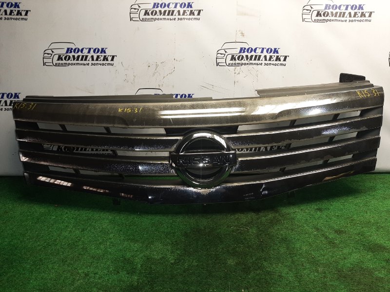 Решетка радиатора Nissan Serena CC25 MR20DE