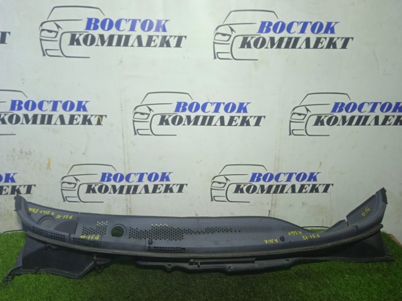 Решетка под лобовое стекло Honda Stepwgn 2007 RG1 K20A