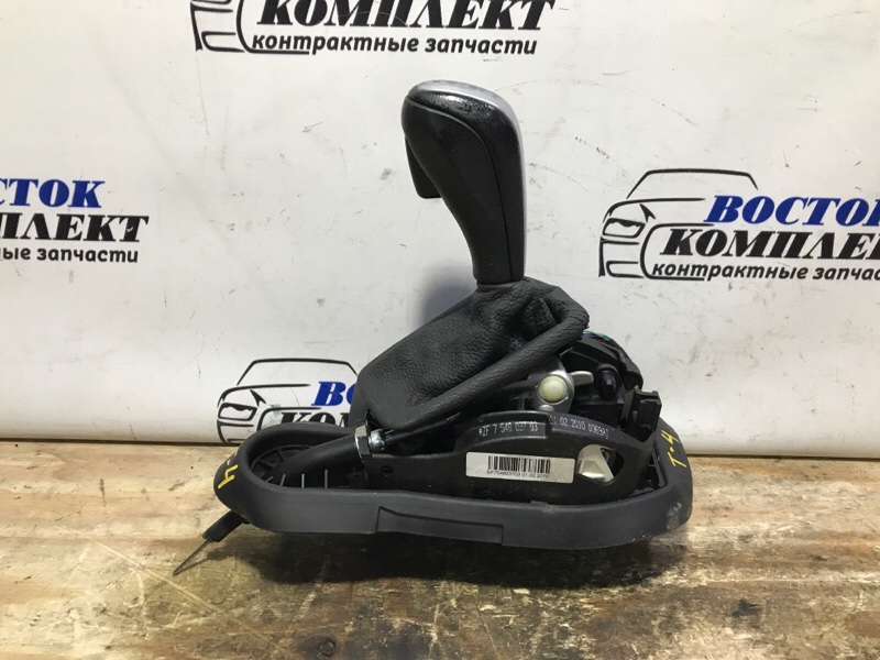 Рычаг переключения КПП BMW 320i WBAPG360I0 N43B20AA