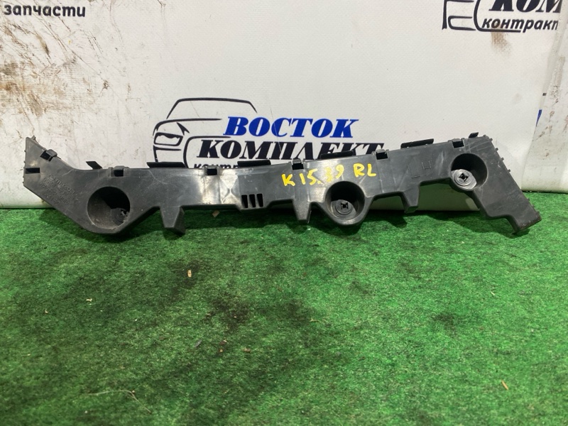 Клипса бампера Mazda Atenza 2010 GH5FW L5-VE зад лев