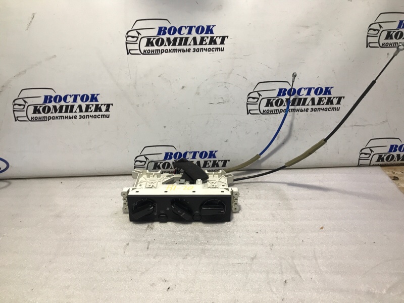 Блок управления климат-контролем Mitsubishi Mirage Dingo CQ1A 4G13