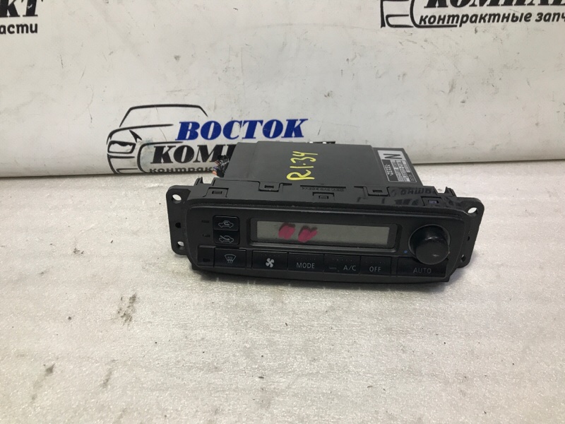 Блок управления климат-контролем Nissan Serena PNC24 SR20DE