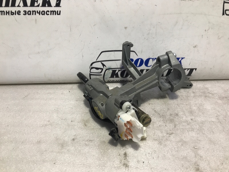 Замок зажигания Suzuki Wagon R Solio 2001 MA64S K10A