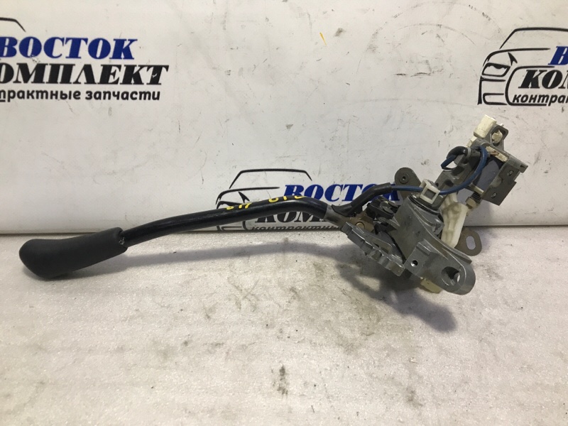 Рычаг переключения КПП Nissan Vanette 2004 SK82TN F8