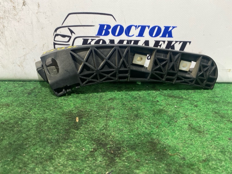 Клипса бампера Mitsubishi Colt Plus 2009 Z23W 4A91 зад лев