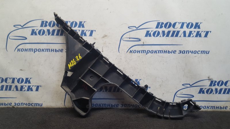 Клипса бампера Volvo V70 2011 B4204T7 зад лев