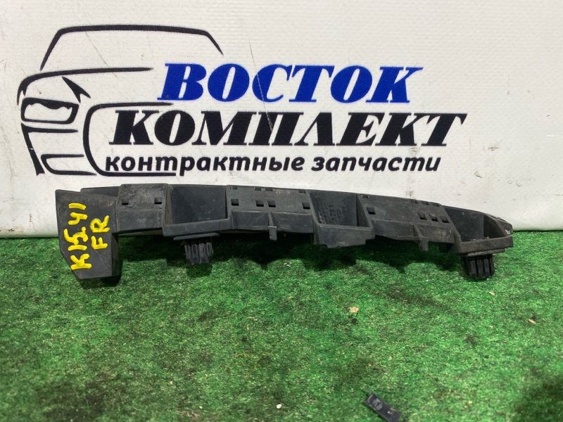 Клипса бампера Subaru Impreza 2012 GP2 FB16A перед прав