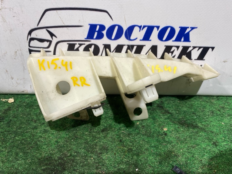 Клипса бампера Subaru Impreza 2012 GP2 FB16A зад прав