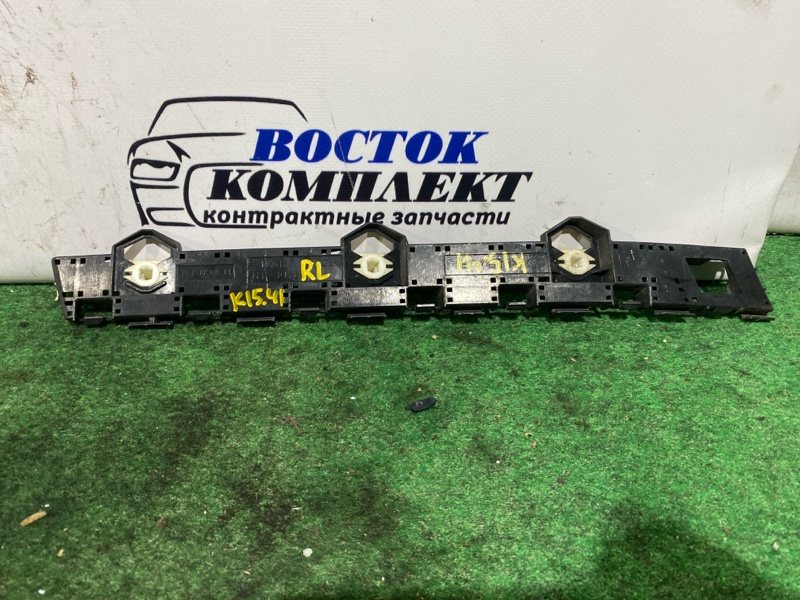 Клипса бампера Subaru Impreza 2012 GP2 FB16A зад лев