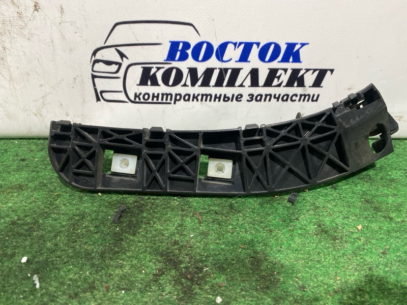 Клипса бампера Mitsubishi Colt Z21A 4A90 зад лев