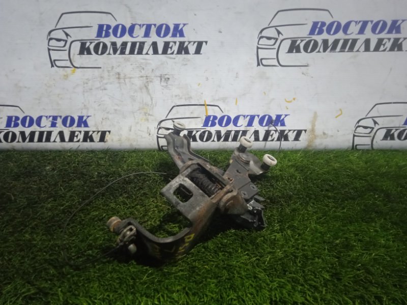 Ролик двери Honda Freed 2010 GB3 L15A зад лев