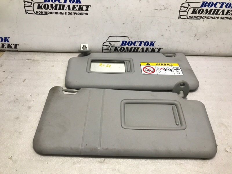 Солнцезащитный козырек Toyota Voxy ZWR80G 2ZR-FXE