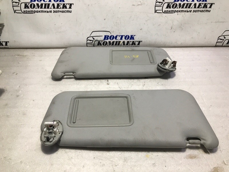 Солнцезащитный козырек Toyota Noah ZRR70 3ZR-FAE