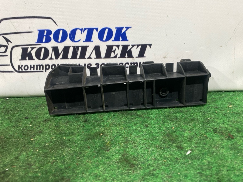 Клипса бампера Honda Stepwgn RK1 R20A зад лев