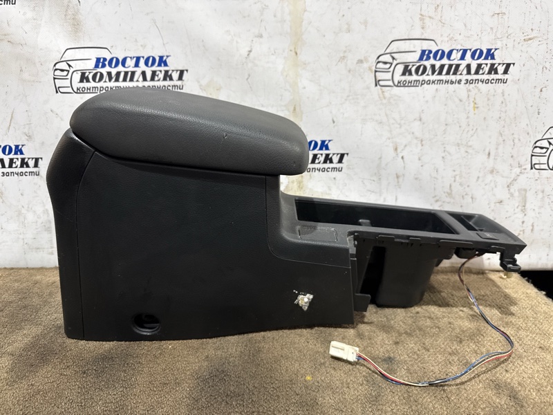 Подлокотник Subaru Impreza 2012 GP2 FB16A