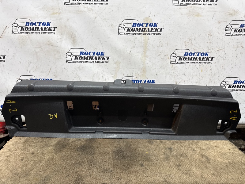 Накладка багажника Mini countryman wmwzc3203owm21413 N18B16A