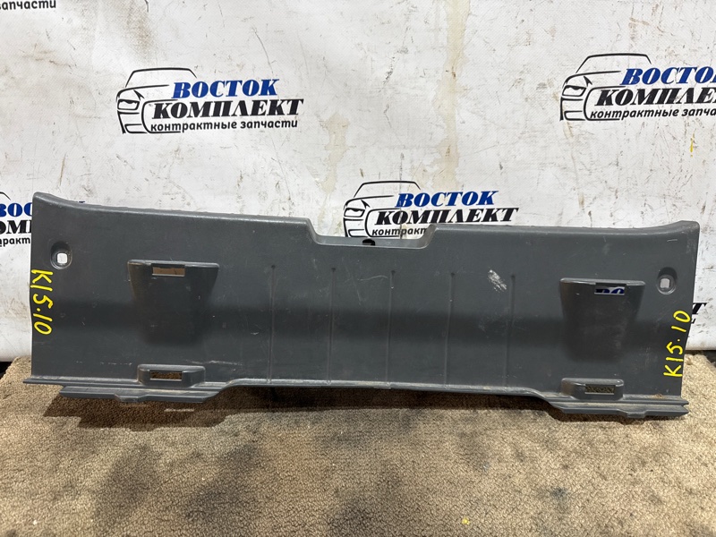 Накладка багажника Toyota Vitz 2009 KSP90 1KR-FE