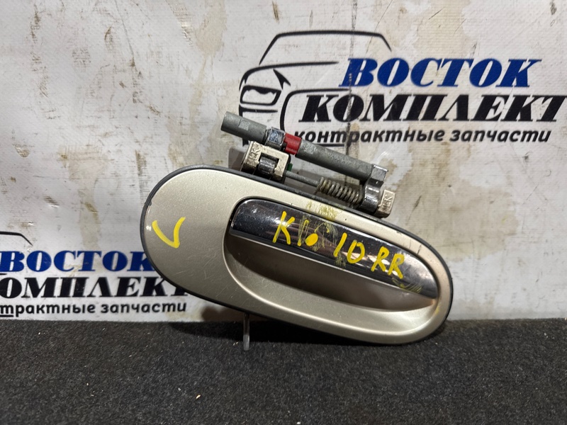 Ручка двери наружная Nissan Bluebird Sylphy QG10 QG18DE зад прав