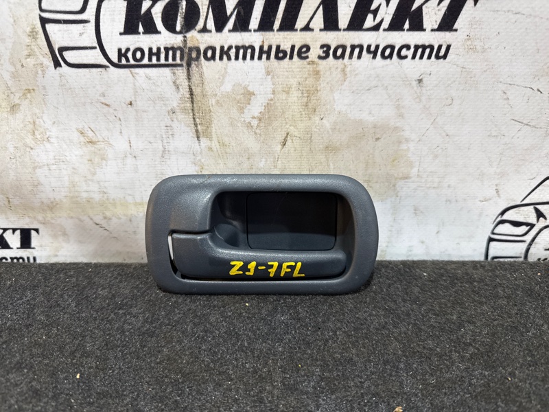 Ручка внутренняя Honda Civic 2001 EU3 D17A перед лев