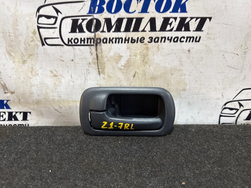 Ручка внутренняя Honda Civic 2001 EU3 D17A зад лев