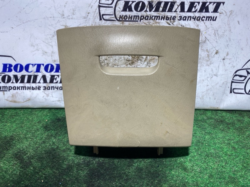 Бардачок Nissan Serena TC24 QR20DE